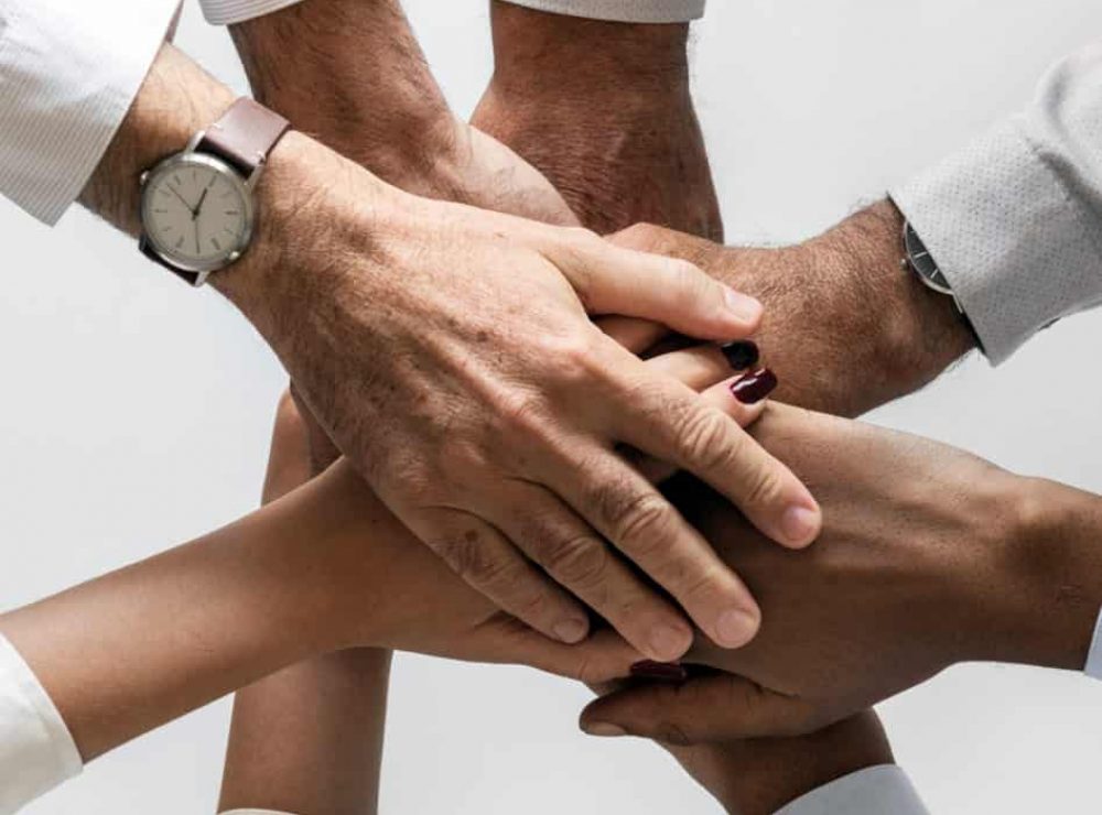 solutions-team-building@2x_1110x1200 solutions-team-building@2x_1110x1200